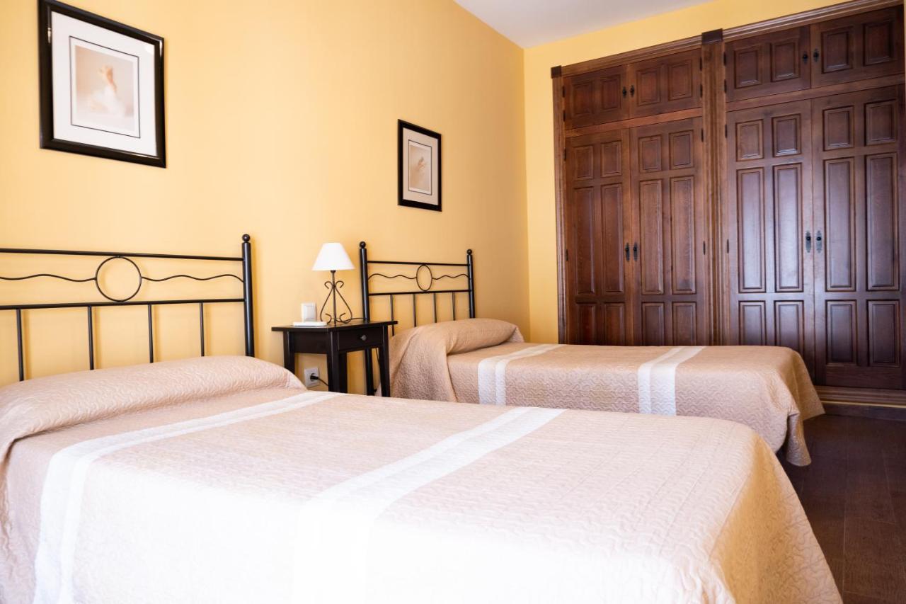 Casa En El Pantano De Orellana Orellana de la Sierra Εξωτερικό φωτογραφία