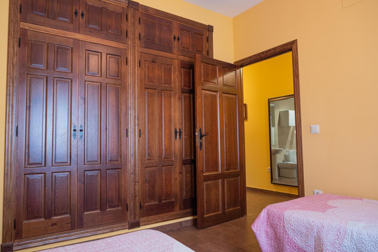 Casa En El Pantano De Orellana Orellana de la Sierra Εξωτερικό φωτογραφία